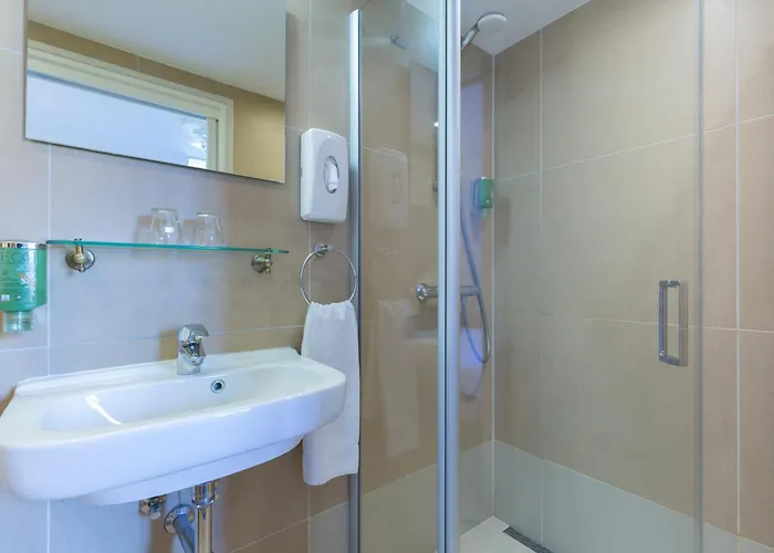 Hotell Amrath Bigarre 4*