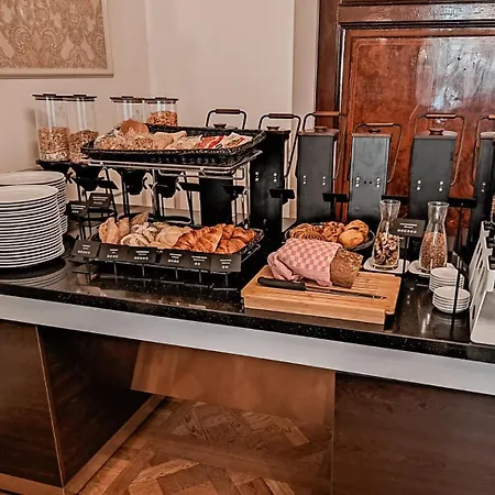 Amrath Bigarre Hotel 4*